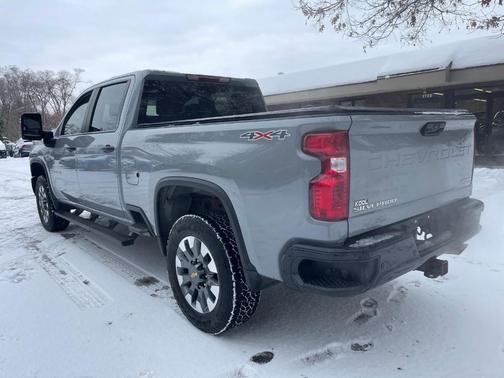 2024 Chevrolet Silverado 2500 Custom