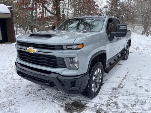 2024 Chevrolet Silverado 2500 Custom