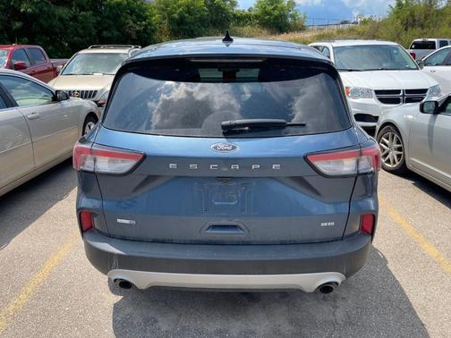 2020 Ford Escape SE