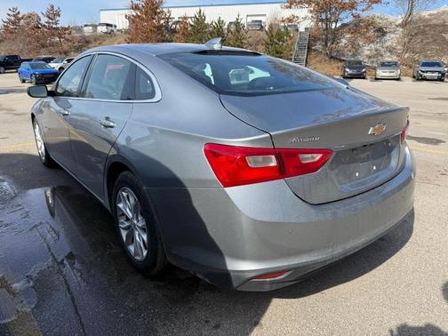 2024 Chevrolet Malibu LT