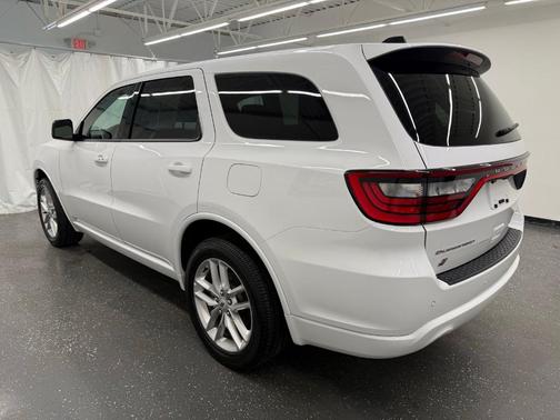 White Knuckle Clearcoat 2026 Dodge Durango GT
