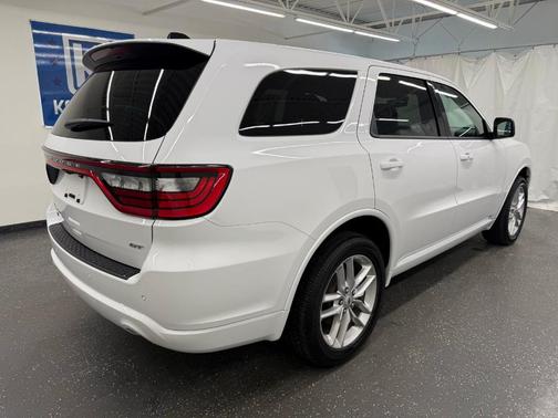 White Knuckle Clearcoat 2026 Dodge Durango GT