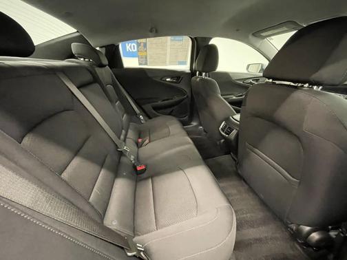 2025 Chevrolet Malibu LT