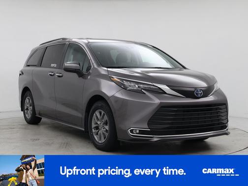 2024 Toyota Sienna XLE