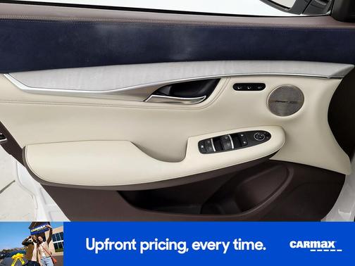 2019 INFINITI QX50 Essential