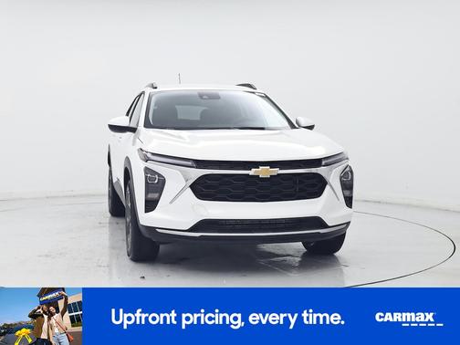 White 2025 Chevrolet Trax LT