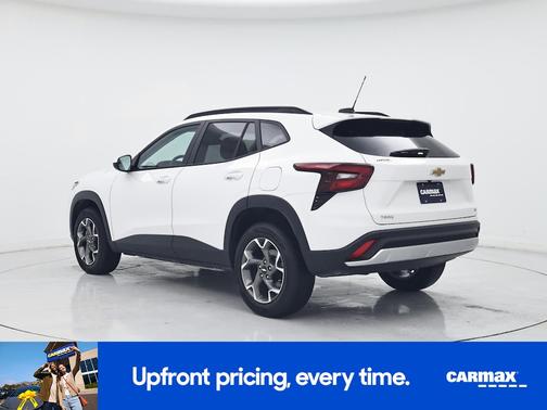 White 2025 Chevrolet Trax LT