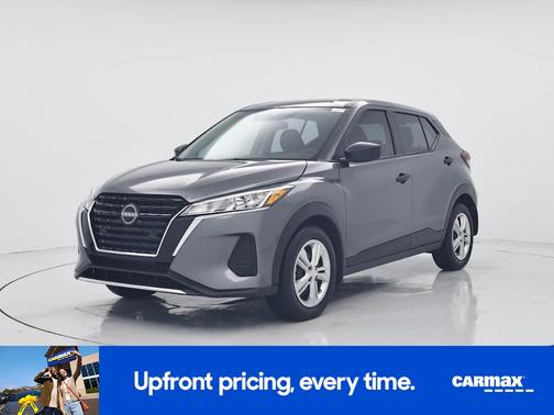 Gray 2024 Nissan Kicks S