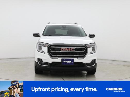 White 2022 GMC Terrain AT4