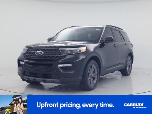 Black 2022 Ford Explorer XLT