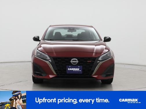 Red 2023 Nissan Altima SR