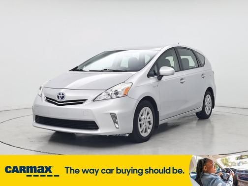 2013 Toyota Prius v Two