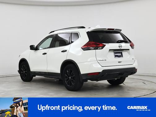 White 2017 Nissan Rogue SV