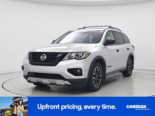 2020 Nissan Pathfinder SL