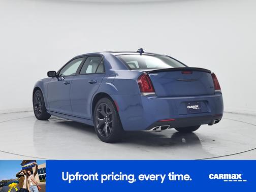 2023 Chrysler 300 Touring L