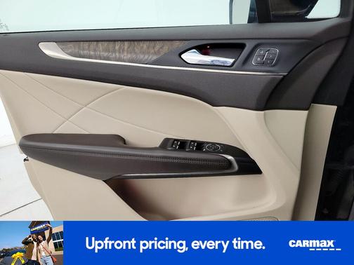 2017 Lincoln MKC Reserve