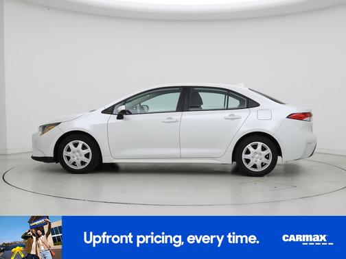 White 2022 Toyota Corolla LE