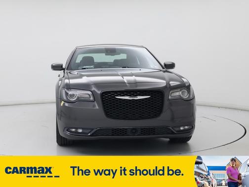 2016 Chrysler 300 S
