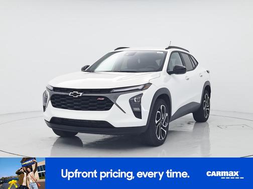 White 2025 Chevrolet Trax 2RS