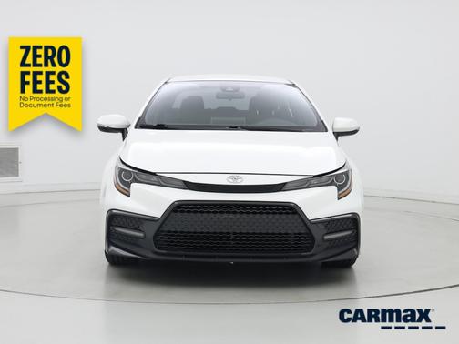 White 2021 Toyota Corolla SE