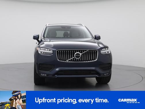 2020 Volvo XC90 T6 Momentum