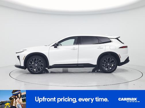 White 2025 Toyota Crown Signia Limited