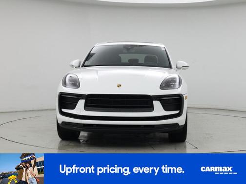 2022 Porsche Macan Base (PDK)