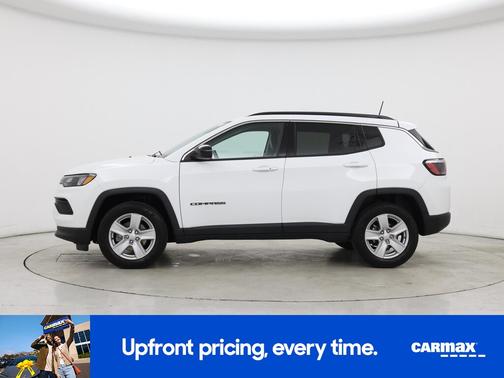 White 2022 Jeep Compass Latitude