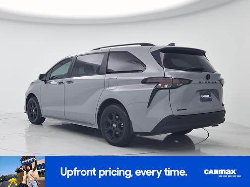 2026 Toyota Sienna Woodland Edition