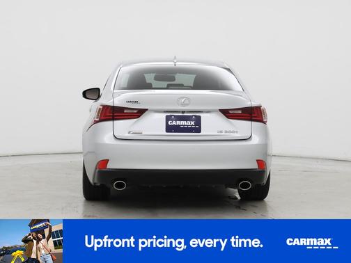 2016 Lexus IS 200t Base (A8)