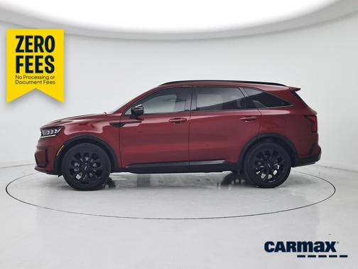 Red 2022 Kia Sorento SX
