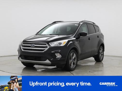 Black 2017 Ford Escape SE