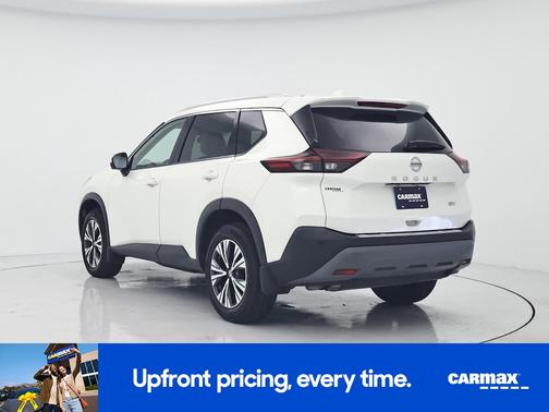 White 2021 Nissan Rogue SV
