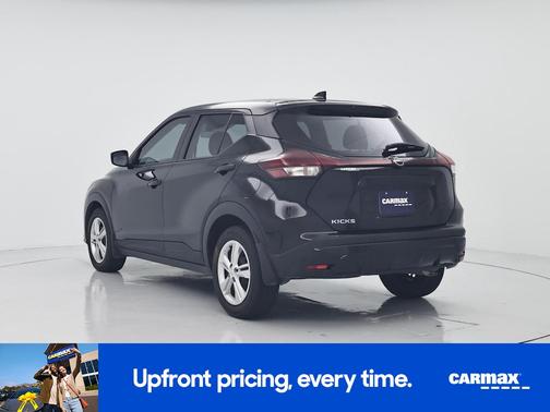 Black 2024 Nissan Kicks S