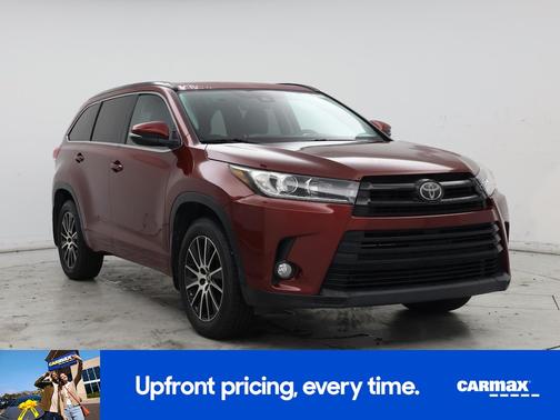 2017 Toyota Highlander SE