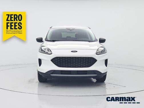 White 2022 Ford Escape SE