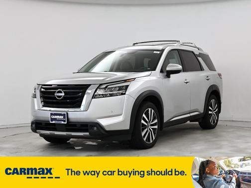 2022 Nissan Pathfinder Platinum
