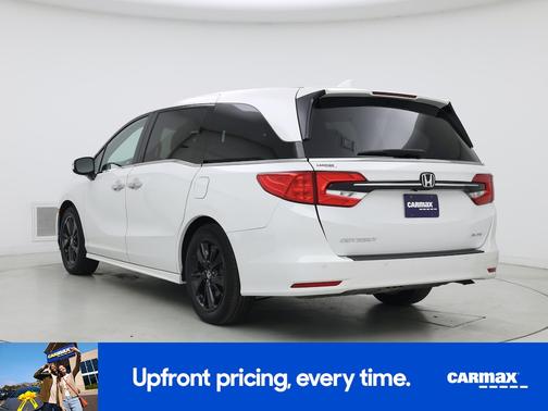 White 2023 Honda Odyssey Elite