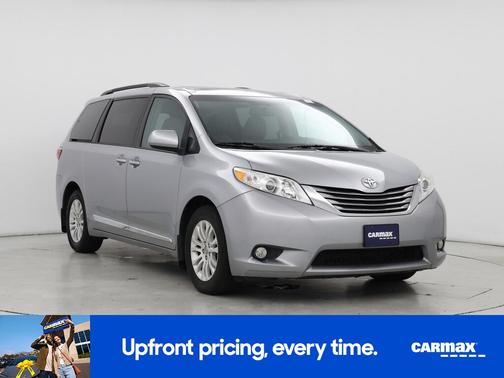 2017 Toyota Sienna XLE