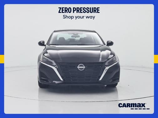 Black 2025 Nissan Altima SV