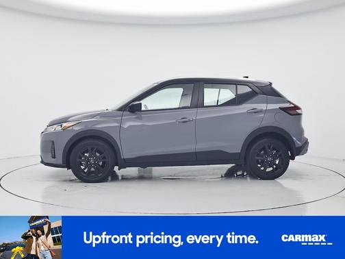 Gray 2023 Nissan Kicks SV