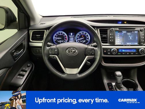 Silver 2016 Toyota Highlander XLE
