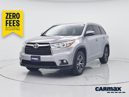 Silver 2016 Toyota Highlander XLE