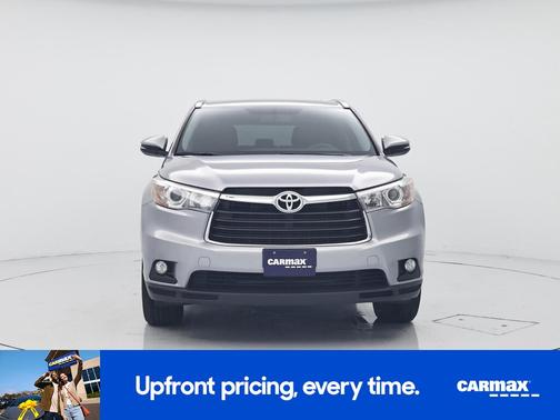 Silver 2016 Toyota Highlander XLE