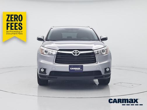 Silver 2016 Toyota Highlander XLE
