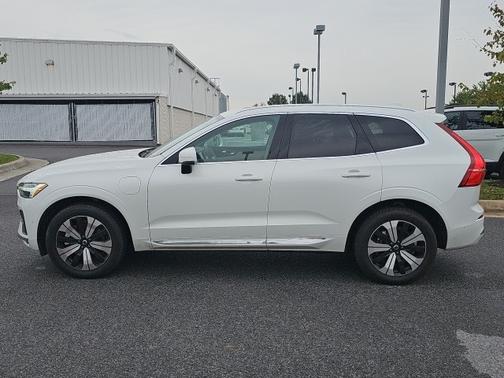 2023 Volvo XC60 Recharge Plug-In Hybrid Plus Bright