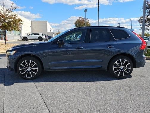 2025 Volvo XC60 B5 Plus