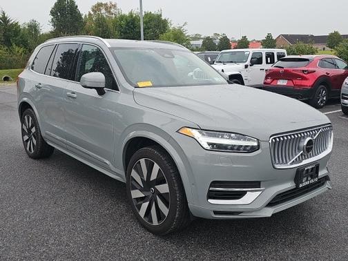 2024 Volvo XC90 Recharge Plug-In Hybrid T8 Ultimate 6-Seater