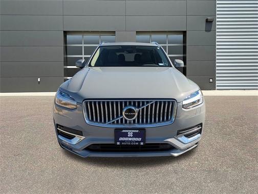 2025 Volvo XC90 B6 Plus 7-Seater