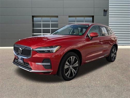 2022 Volvo XC60 Recharge Plug-In Hybrid T8 Inscription Extended Range